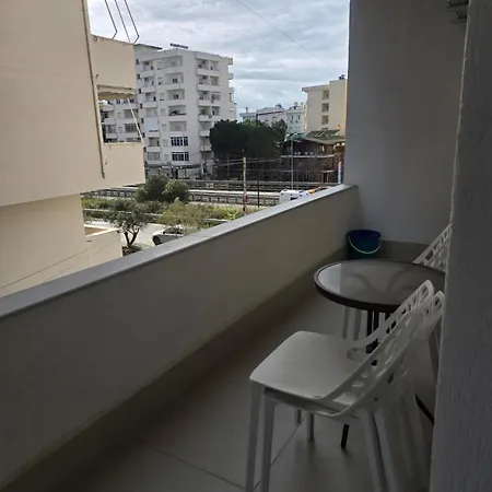 アパート Swiss - 2 Bedrooms ドゥラス