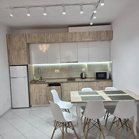 Swiss - 2 Bedrooms ドゥラス